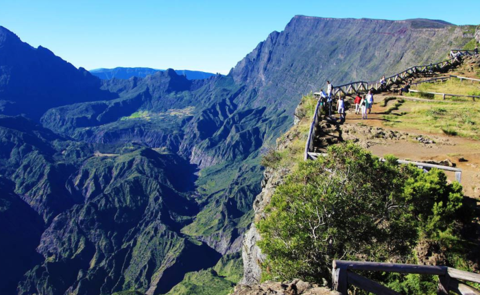 Circuit La Réunion _ Entre Authenticité et Exploration Réunionnaise